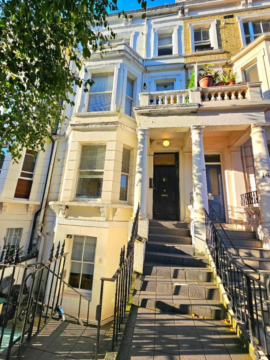 Spacious & Cosy 2 Bedroom Home Plus 2 Sofa-Beds With Private Entrance And Back Patio, 3 Min Walk To Earl'S Court Station London Ngoại thất bức ảnh