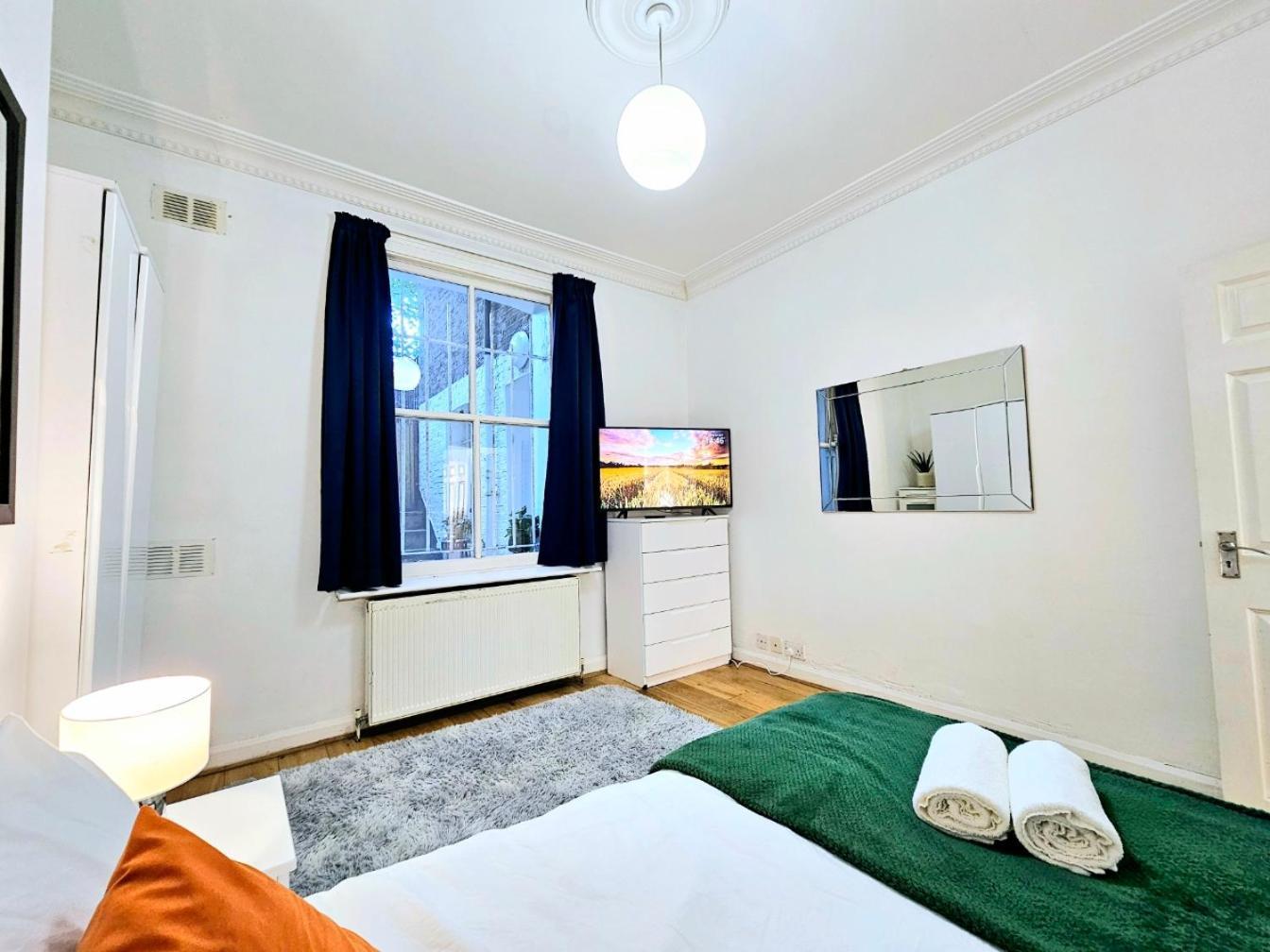 Spacious & Cosy 2 Bedroom Home Plus 2 Sofa-Beds With Private Entrance And Back Patio, 3 Min Walk To Earl'S Court Station London Ngoại thất bức ảnh