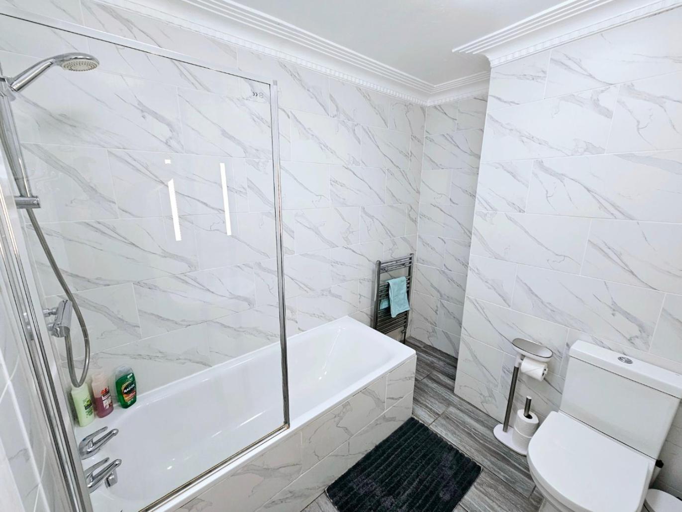 Spacious & Cosy 2 Bedroom Home Plus 2 Sofa-Beds With Private Entrance And Back Patio, 3 Min Walk To Earl'S Court Station London Ngoại thất bức ảnh